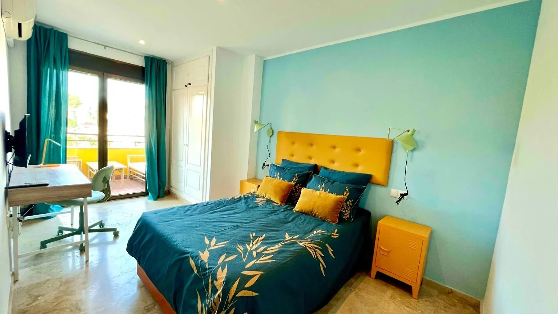 Appartamento Urban Retreat With Views & Terrace Málaga 0*,  Spagna